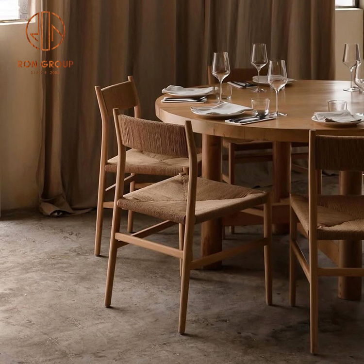 Solid Wood RestaurantTable & Matching Chairs Set Round Dining Table Furniture Commercial Solution