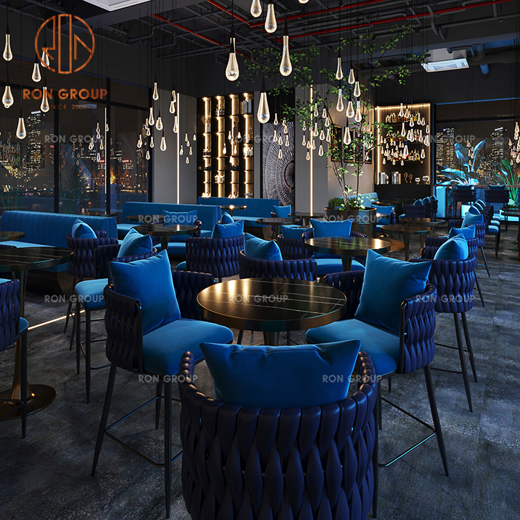 Modern Lounge Cafe Furniture with Blue Woven Chairs and Marble Top Tables