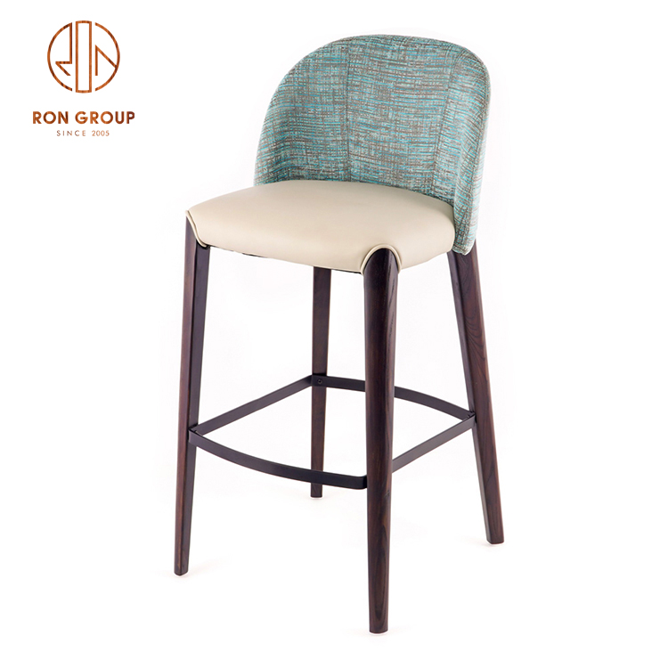 Modern High-Class Dining Chairs Wholesale Solid Ash Wood Pedal Design High Quality and Durable Fashion for Villas